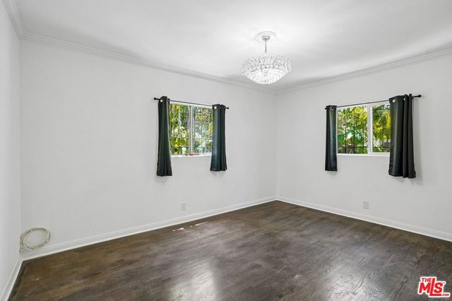1546 W 30th Street, Los Angeles, CA 90007