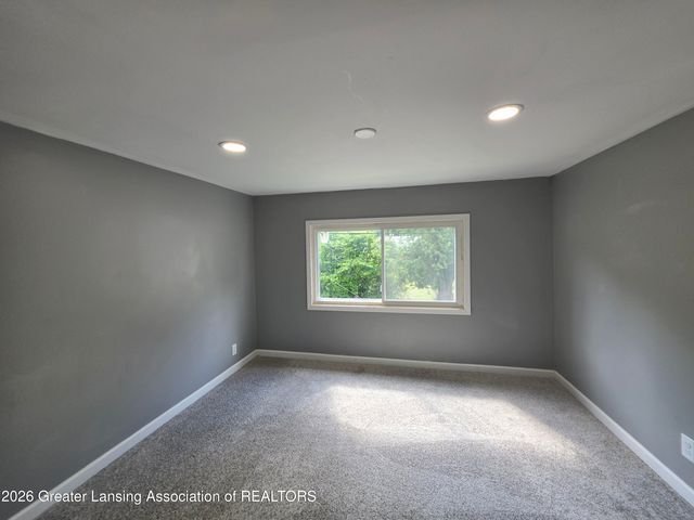 1201 Lathrop Street, Lansing, MI 48912