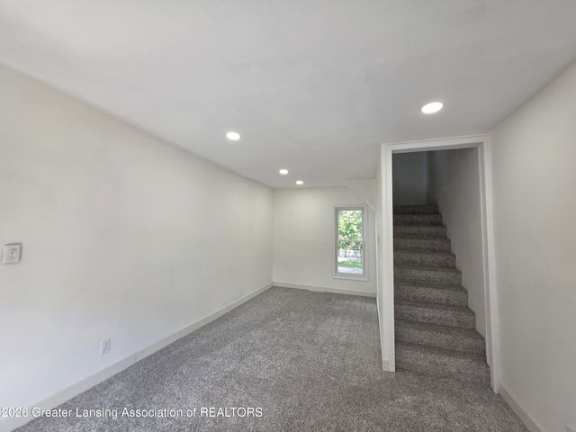 1201 Lathrop Street, Lansing, MI 48912