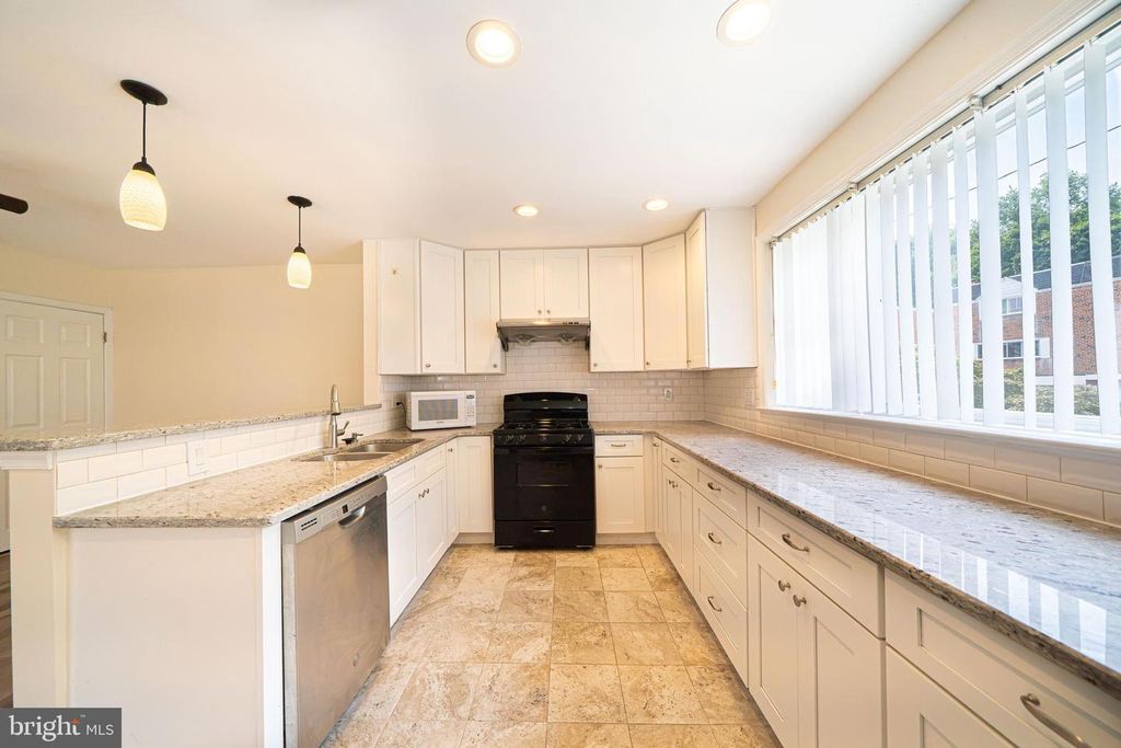 7271 SHALKOP ST, PHILADELPHIA, PA 19128 — photo 5
