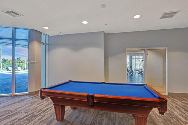 6515 Collins Ave 1107, Miami Beach, FL 33141