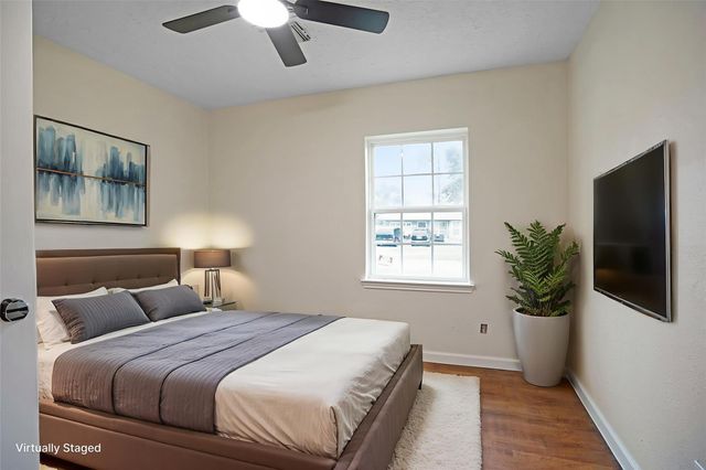 5946 Beldart Street, Houston, TX 77033