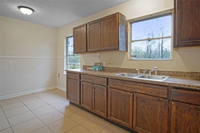 5946 Beldart Street, Houston, TX 77033