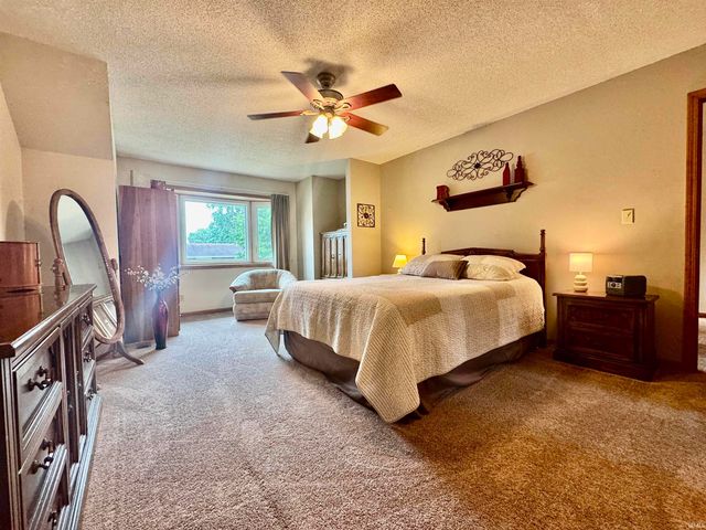 610 Oak Street, Peru, IN 46970