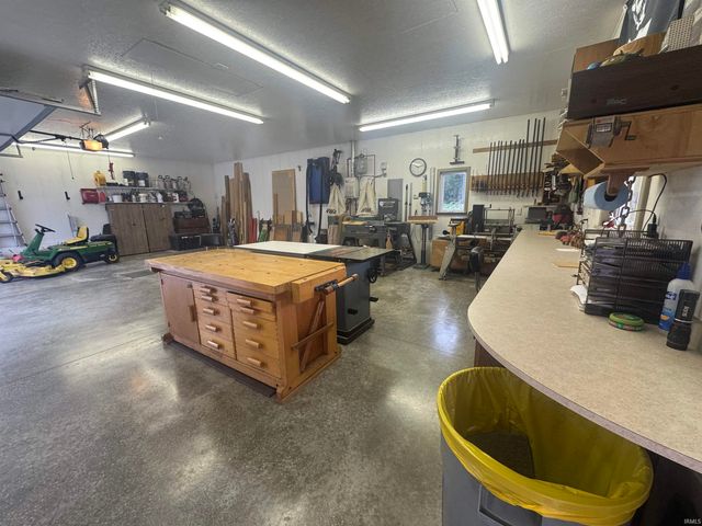 610 Oak Street, Peru, IN 46970