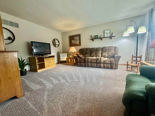 610 Oak Street, Peru, IN 46970