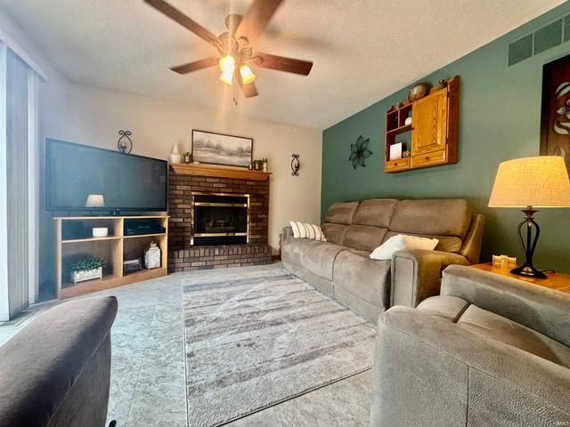 610 Oak Street, Peru, IN 46970