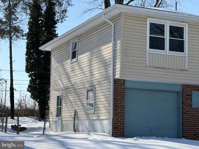 221 S DILLWYN RD, Newark, DE 19711