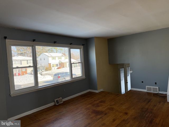 221 S DILLWYN RD, Newark, DE 19711