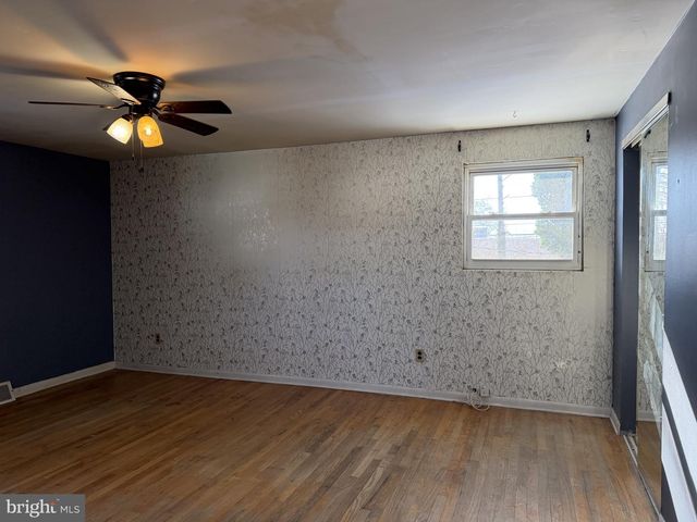 221 S DILLWYN RD, Newark, DE 19711