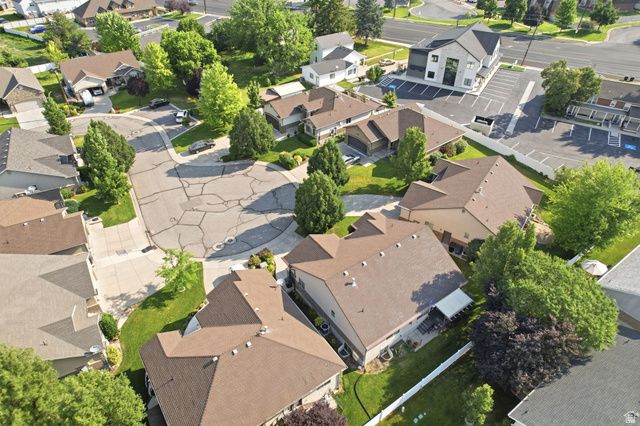 56 WHITAKER CIR, Kaysville, UT 84037