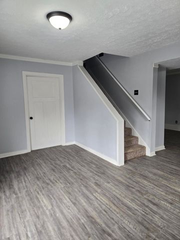 3191 Beaver Creek Drive, Lexington, KY 40517