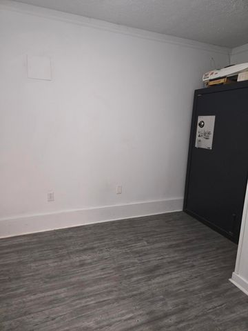 3191 Beaver Creek Drive, Lexington, KY 40517