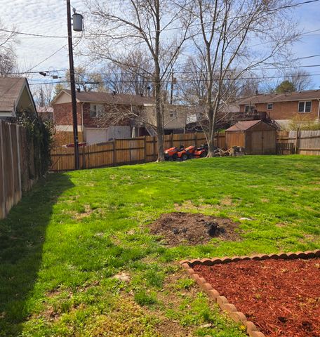 3191 Beaver Creek Drive, Lexington, KY 40517