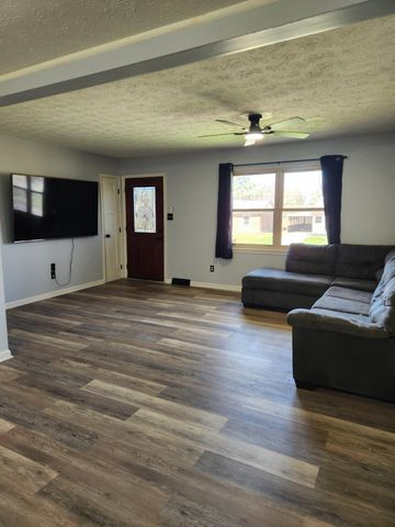 3191 Beaver Creek Drive, Lexington, KY 40517