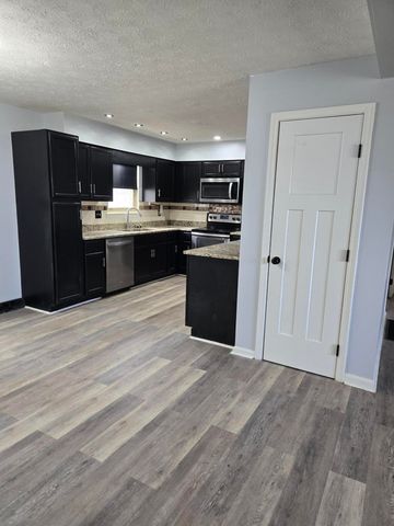 3191 Beaver Creek Drive, Lexington, KY 40517