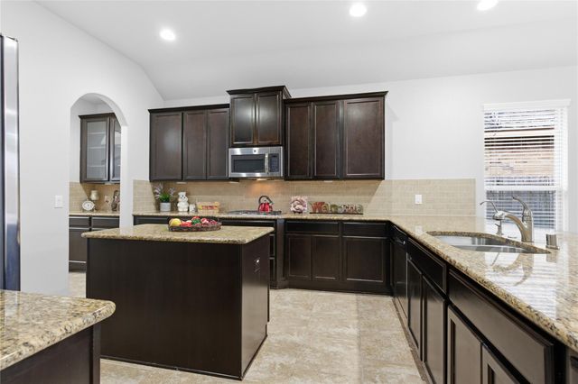 11731 Giovanni Lane, Richmond, TX 77406