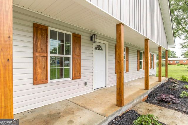 305 Lassiter Drive, Dublin, GA 31021