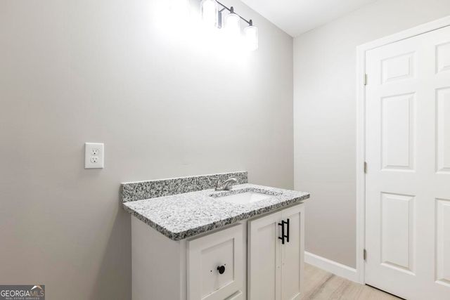 305 Lassiter Drive, Dublin, GA 31021