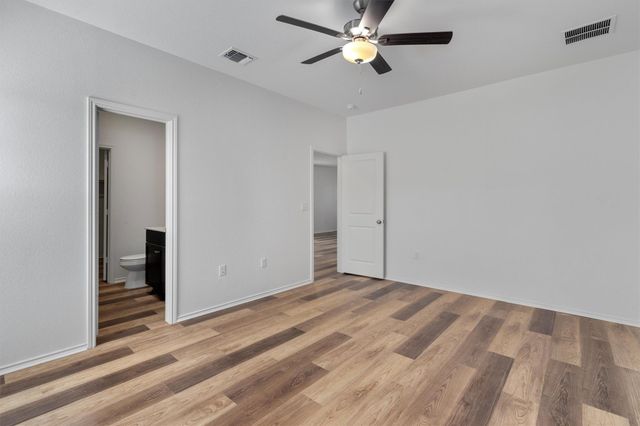 7704 Poppy Petal Dr LOOP, Del Valle, TX 78617