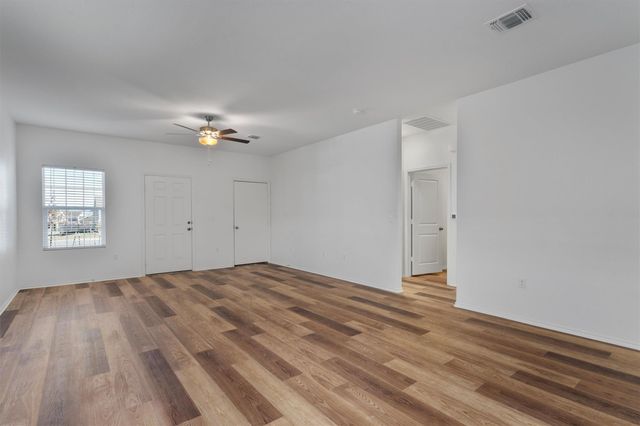 7704 Poppy Petal Dr LOOP, Del Valle, TX 78617