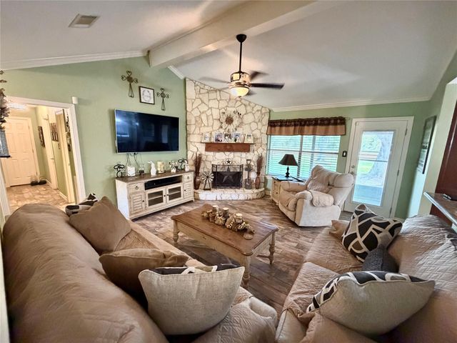 7109 Beechwood Drive, Angleton, TX 77515