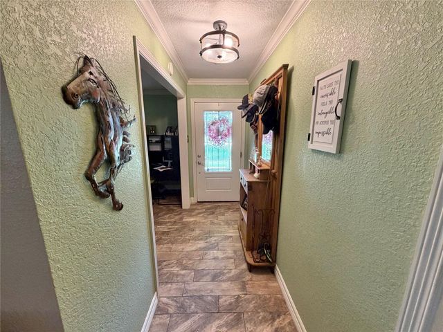 7109 Beechwood Drive, Angleton, TX 77515