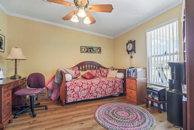 558 Woodholme Dr., Conway, SC 29526