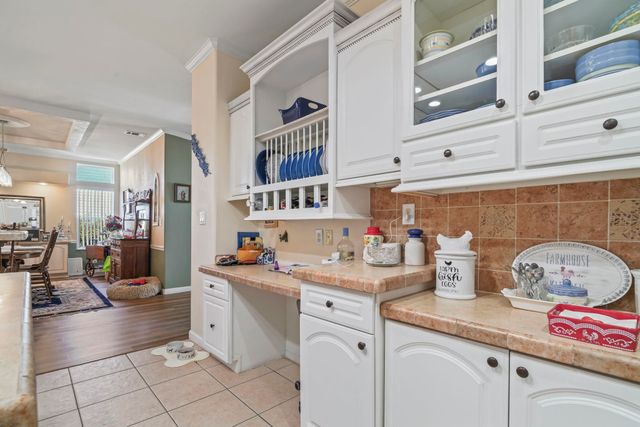 558 Woodholme Dr., Conway, SC 29526