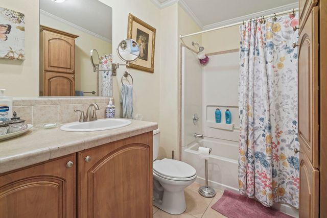 558 Woodholme Dr., Conway, SC 29526