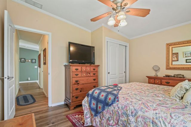 558 Woodholme Dr., Conway, SC 29526