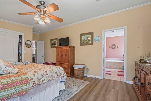 558 Woodholme Dr., Conway, SC 29526