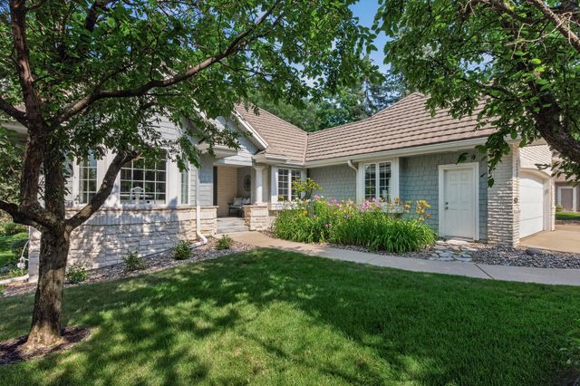 10421 Shelter Grove, Eden Prairie, MN 55347