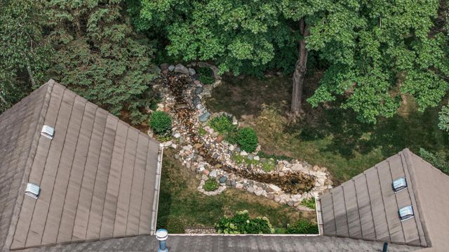 10421 Shelter Grove, Eden Prairie, MN 55347