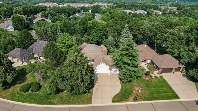 10421 Shelter Grove, Eden Prairie, MN 55347