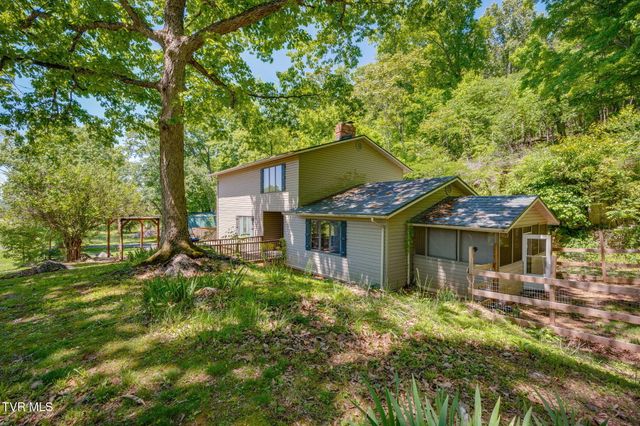 1656 Fall Creek Road, Kingsport, TN 37664