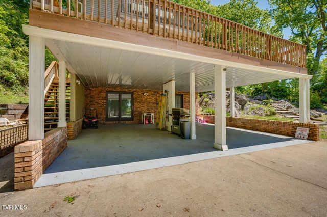 1656 Fall Creek Road, Kingsport, TN 37664