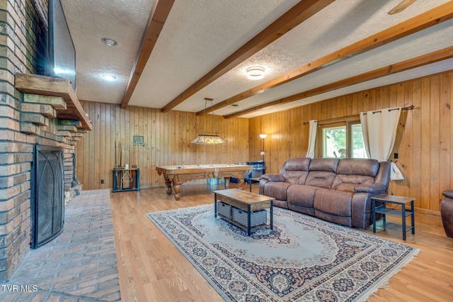 1656 Fall Creek Road, Kingsport, TN 37664