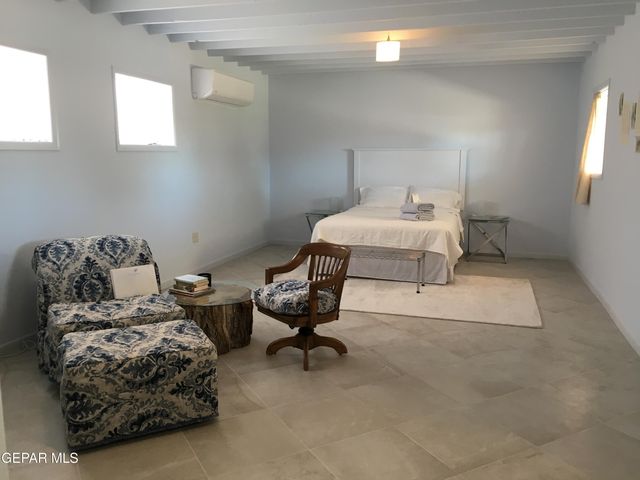 101 W Lewis Street, Dell City, TX 79837