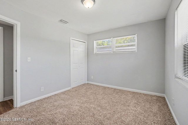5811 NORDE Drive E, Jacksonville, FL 32244