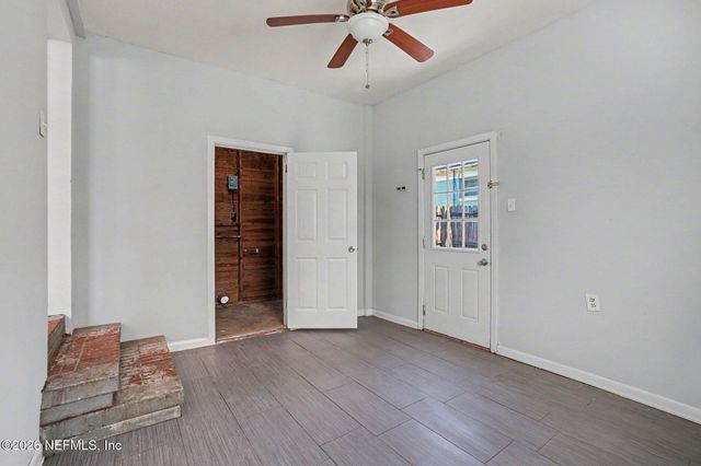 5811 NORDE Drive E, Jacksonville, FL 32244