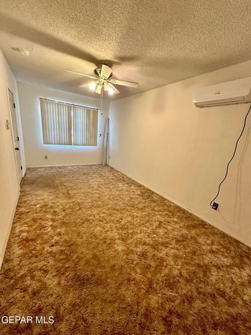 7566 MATAMOROS Drive, El Paso, TX 79915