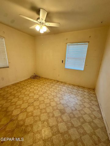 7566 MATAMOROS Drive, El Paso, TX 79915