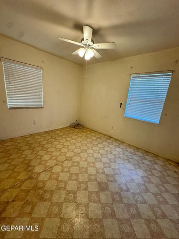 7566 MATAMOROS Drive, El Paso, TX 79915