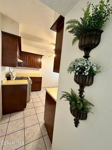 7566 MATAMOROS Drive, El Paso, TX 79915