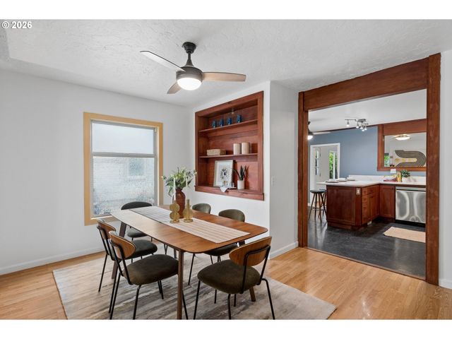 9040 N OSWEGO Ave, Portland, OR 97203