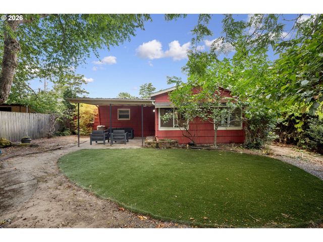 9040 N OSWEGO Ave, Portland, OR 97203