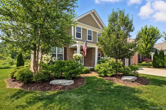 2066 Findley Circle, Lake Orion, MI 48360