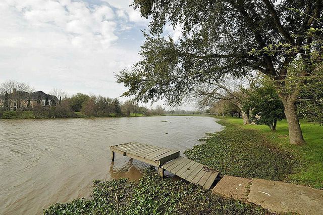 4007 Alice Drive, Sugar Land, TX 77478