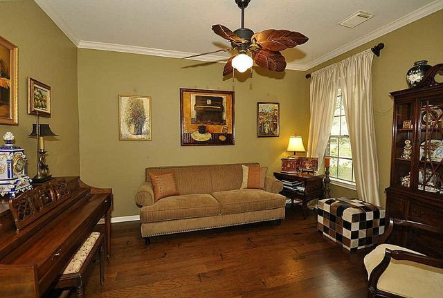 4007 Alice Drive, Sugar Land, TX 77478